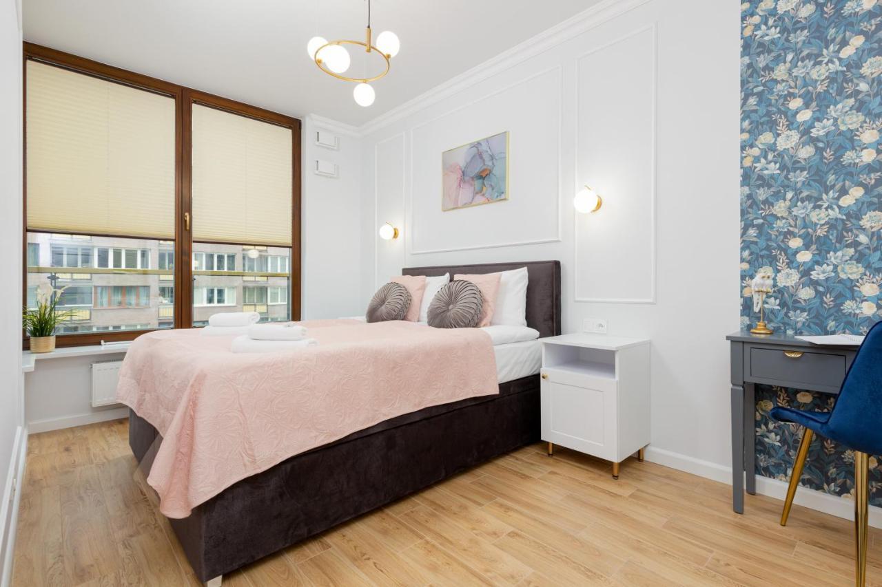 Apartamenty Ogrodowa Business Wola By Renters Prestige وارسو المظهر الخارجي الصورة